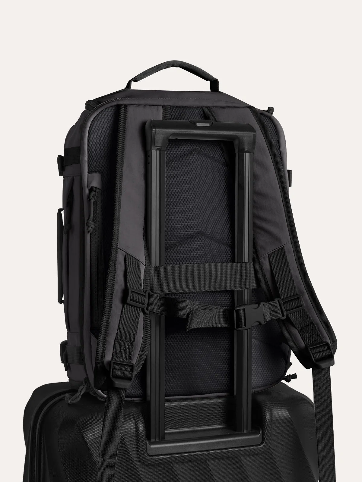 Blast 28L Travel Backpack - Image 10
