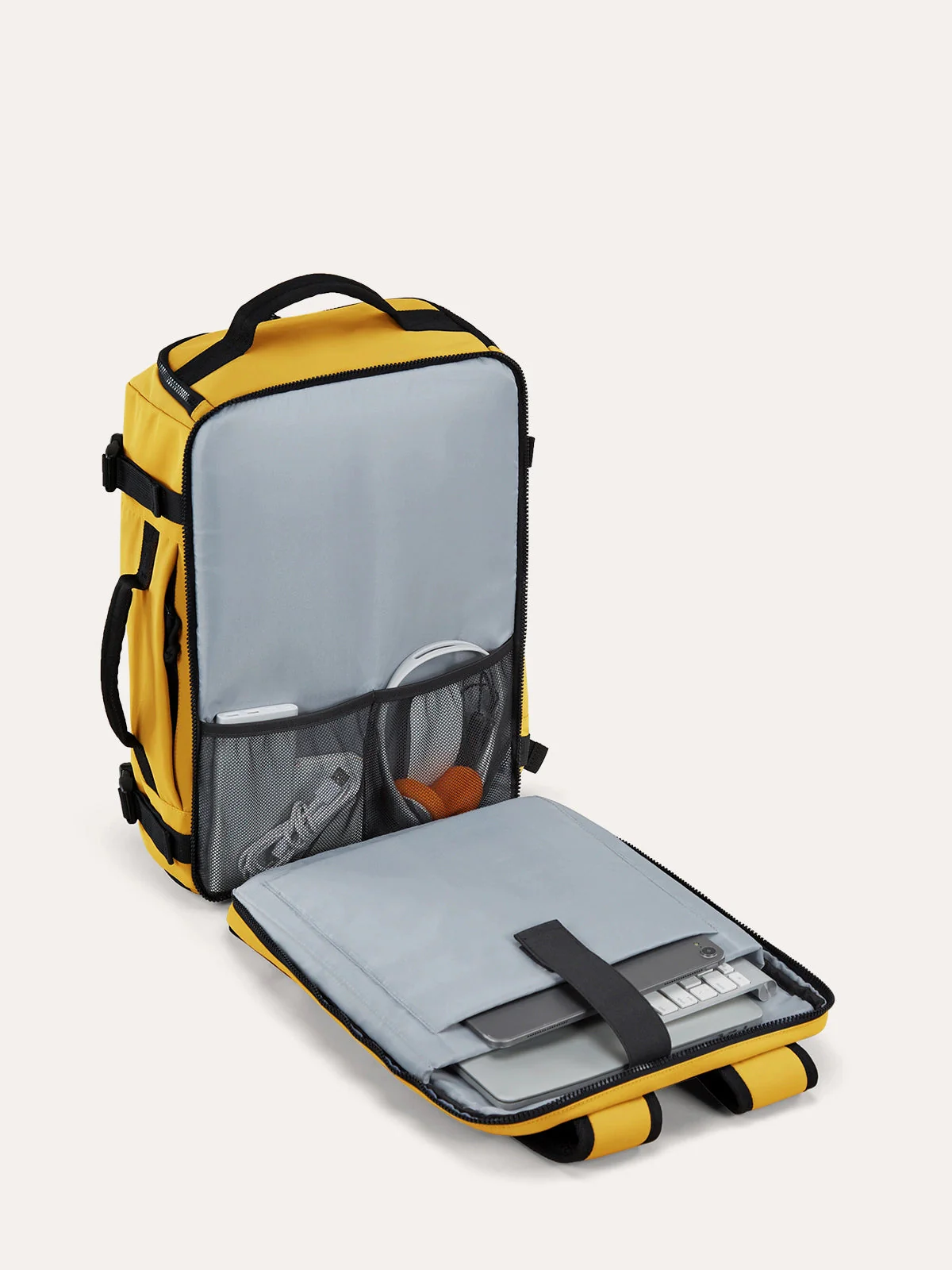 Blast 28L Travel Backpack - Image 24
