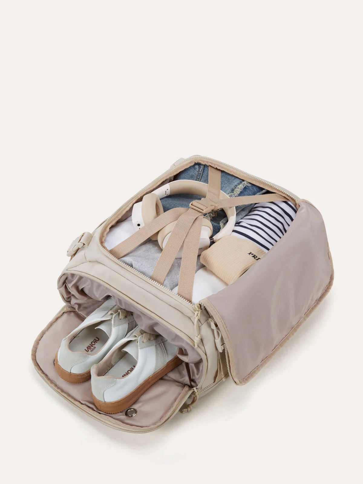 Blast 28L Travel Backpack - Image 3