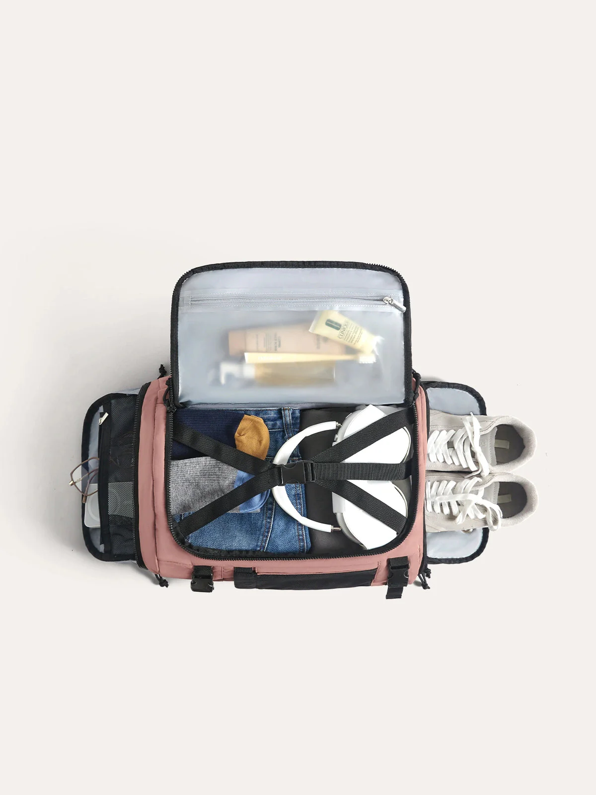 Blast 38L Mesh Travel Backpack - Image 38