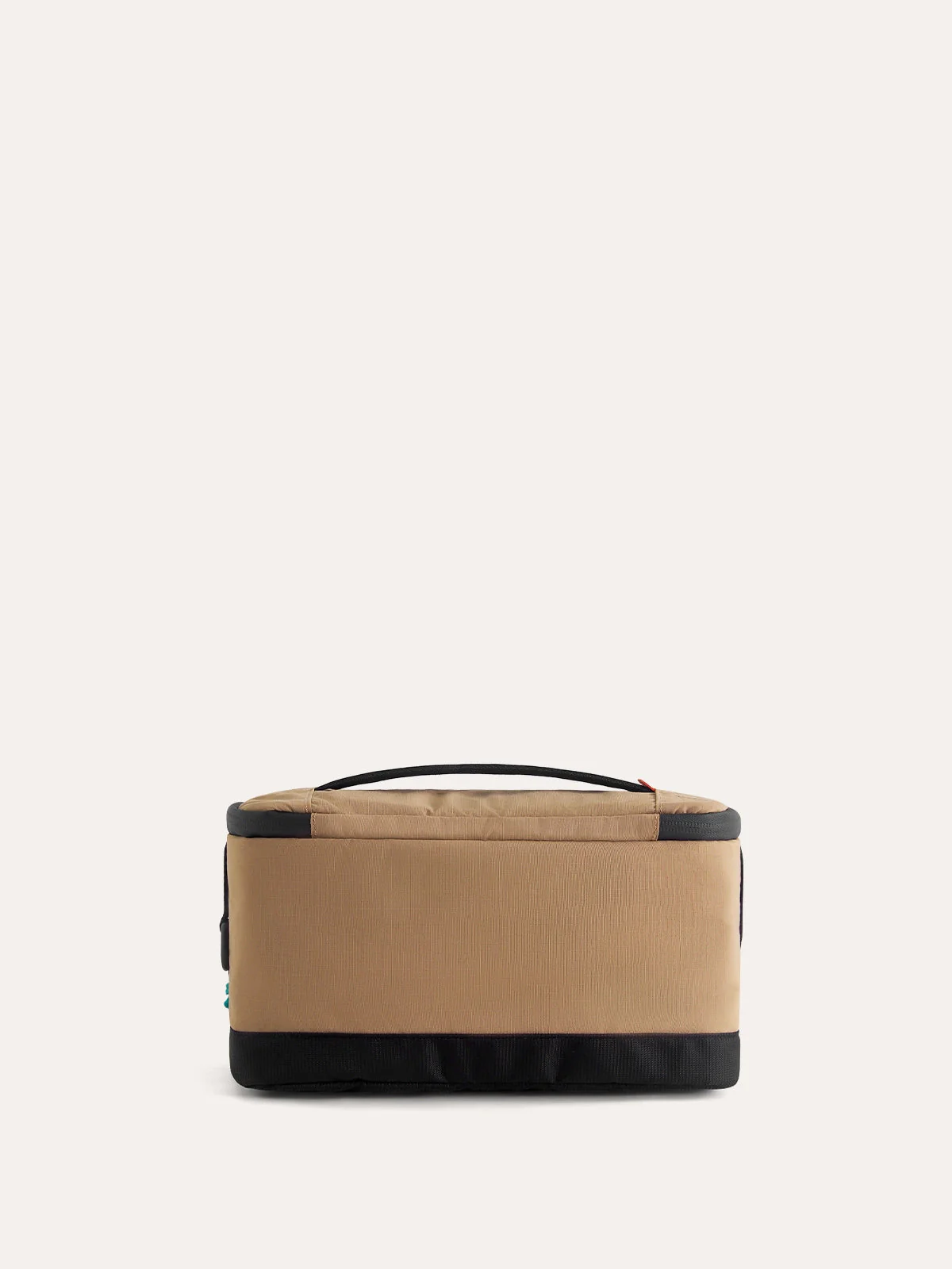 Blast 4.5L Hanging Toiletry Bag - Image 10