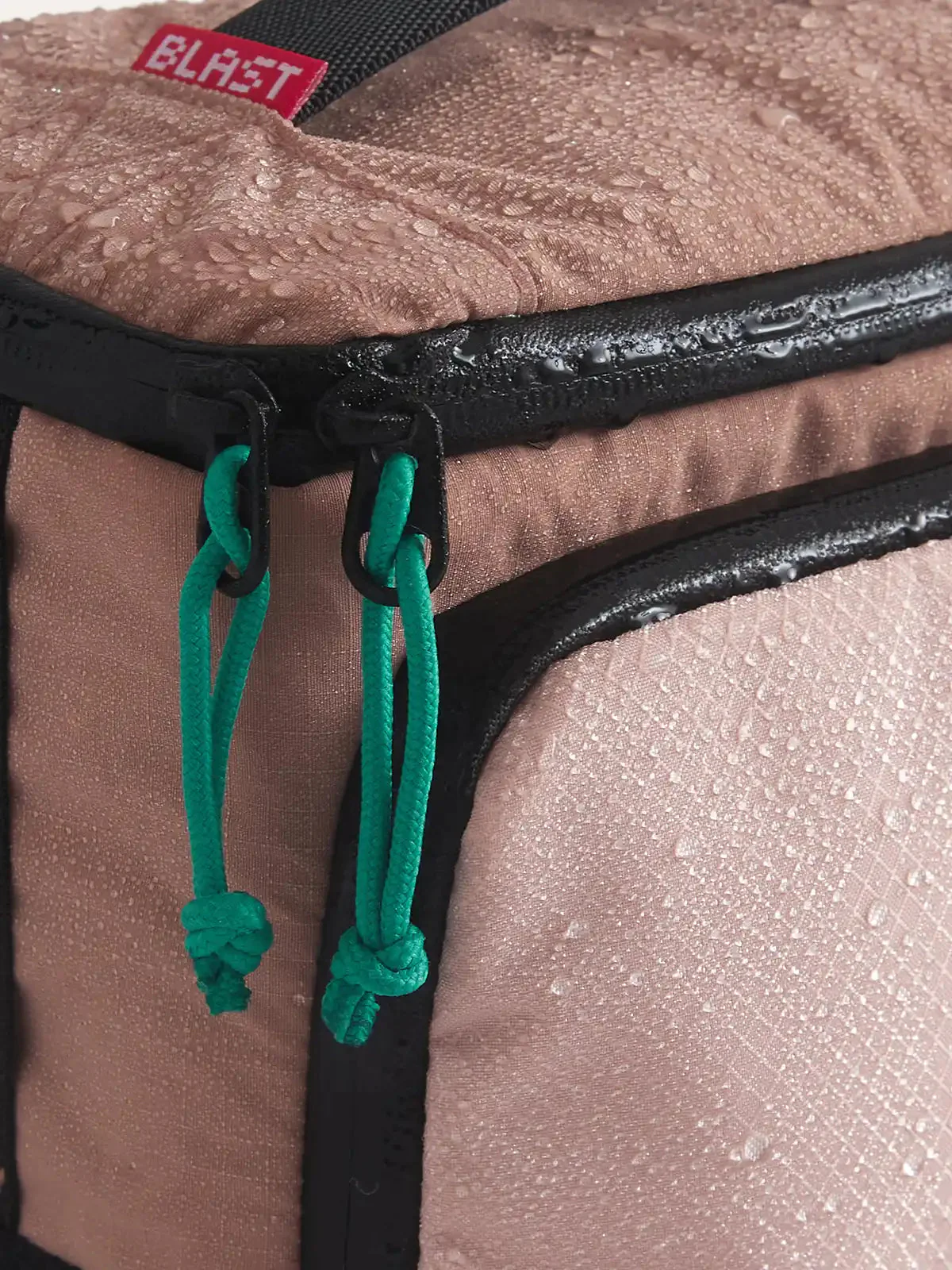 Blast 4.5L Hanging Toiletry Bag - Image 24