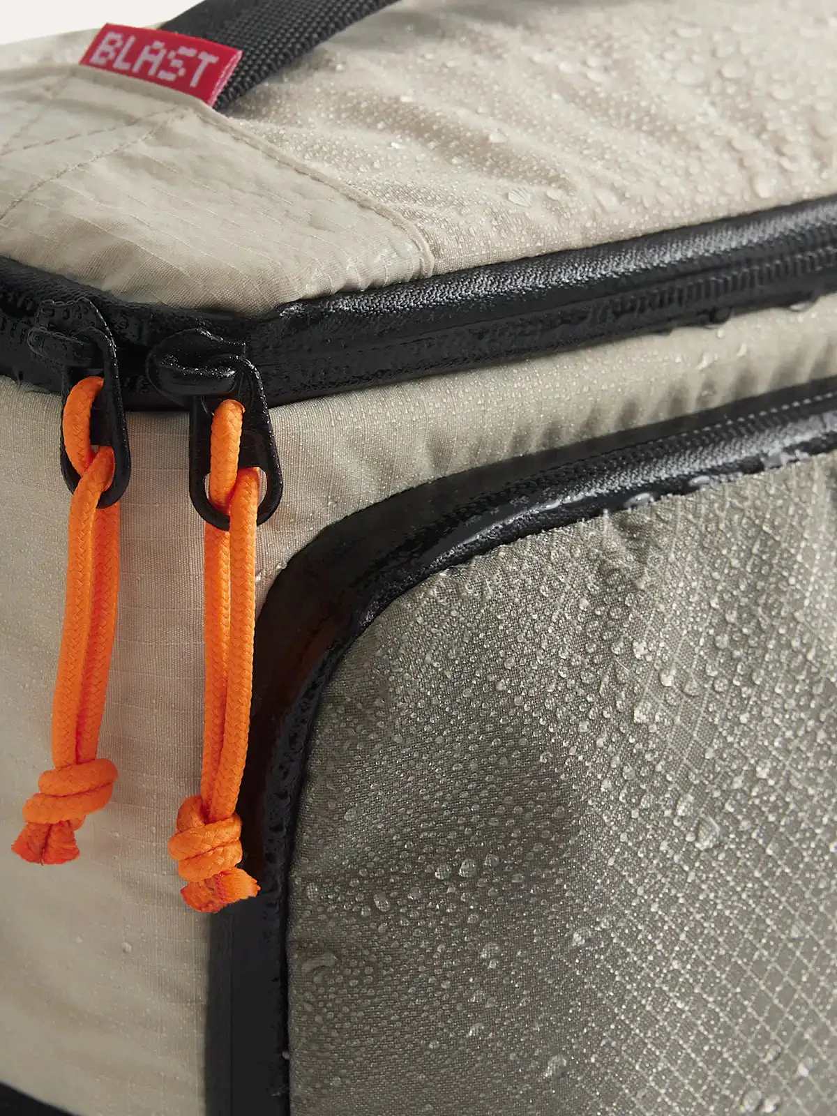 Blast 4.5L Hanging Toiletry Bag - Image 30