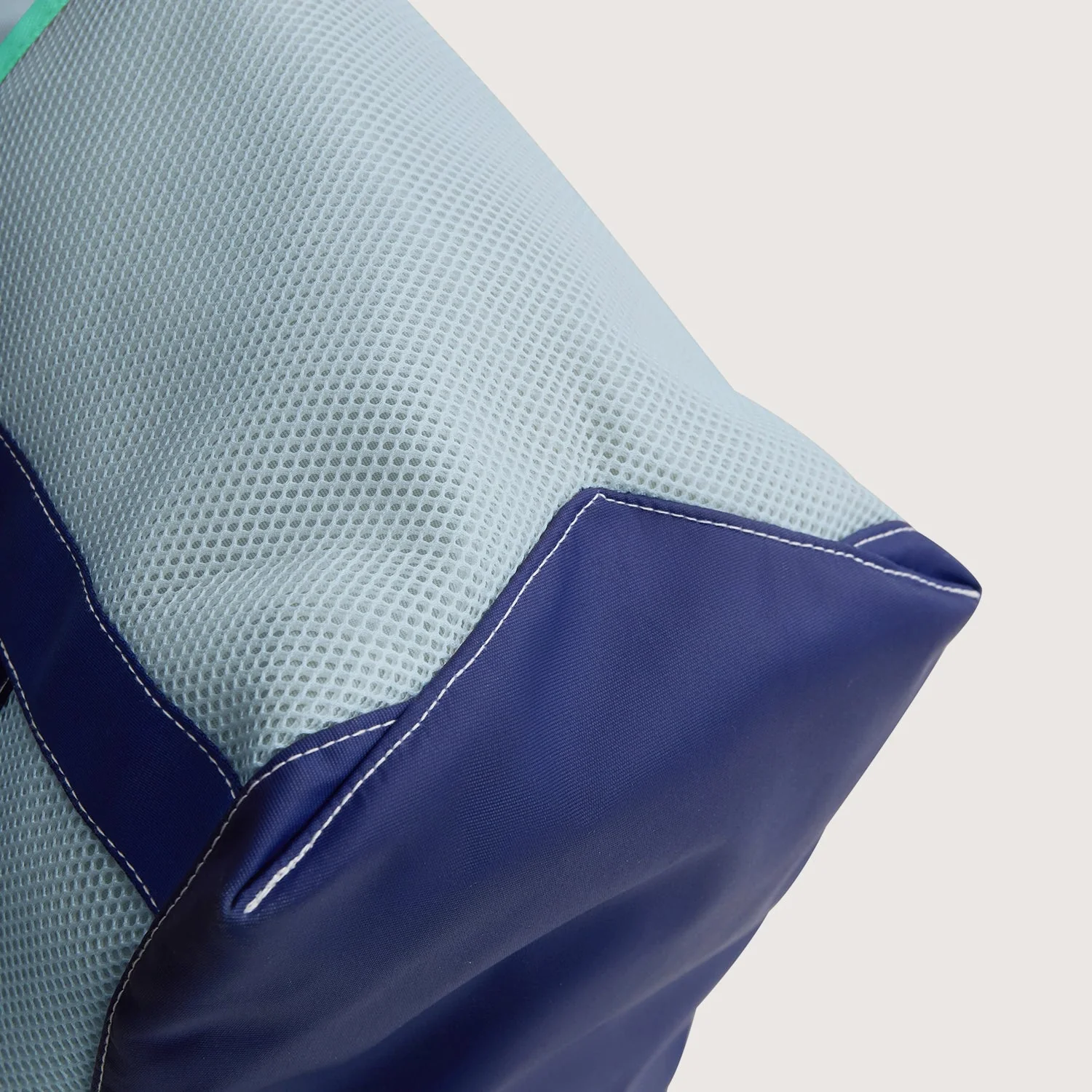 Coast 40L Tote - Image 44