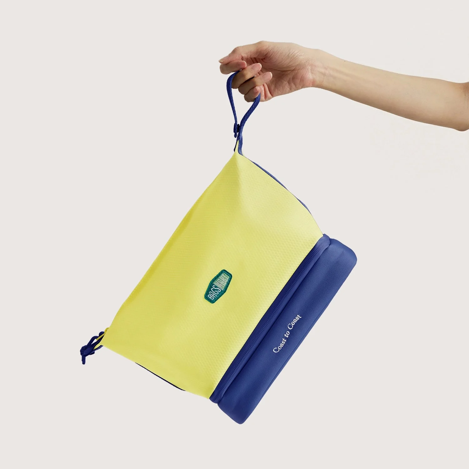 Coast Toiletry Bag - Image 15