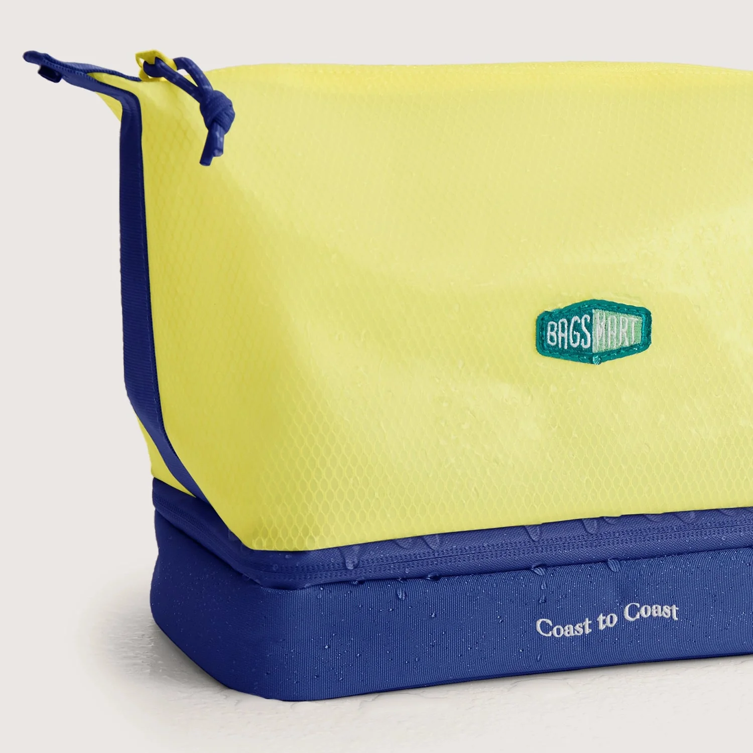 Coast Toiletry Bag - Image 16