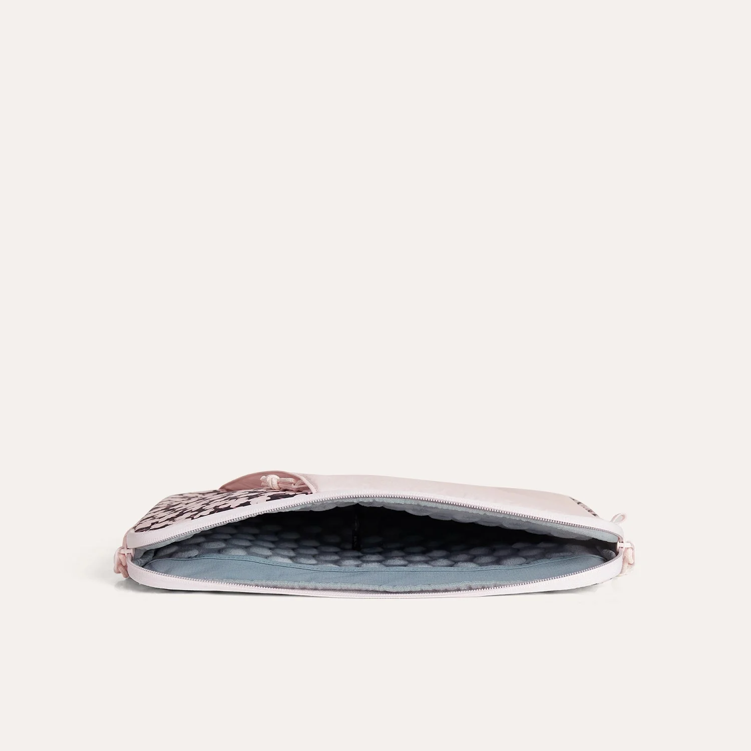 Crush 14" Laptop Sleeve - Image 18