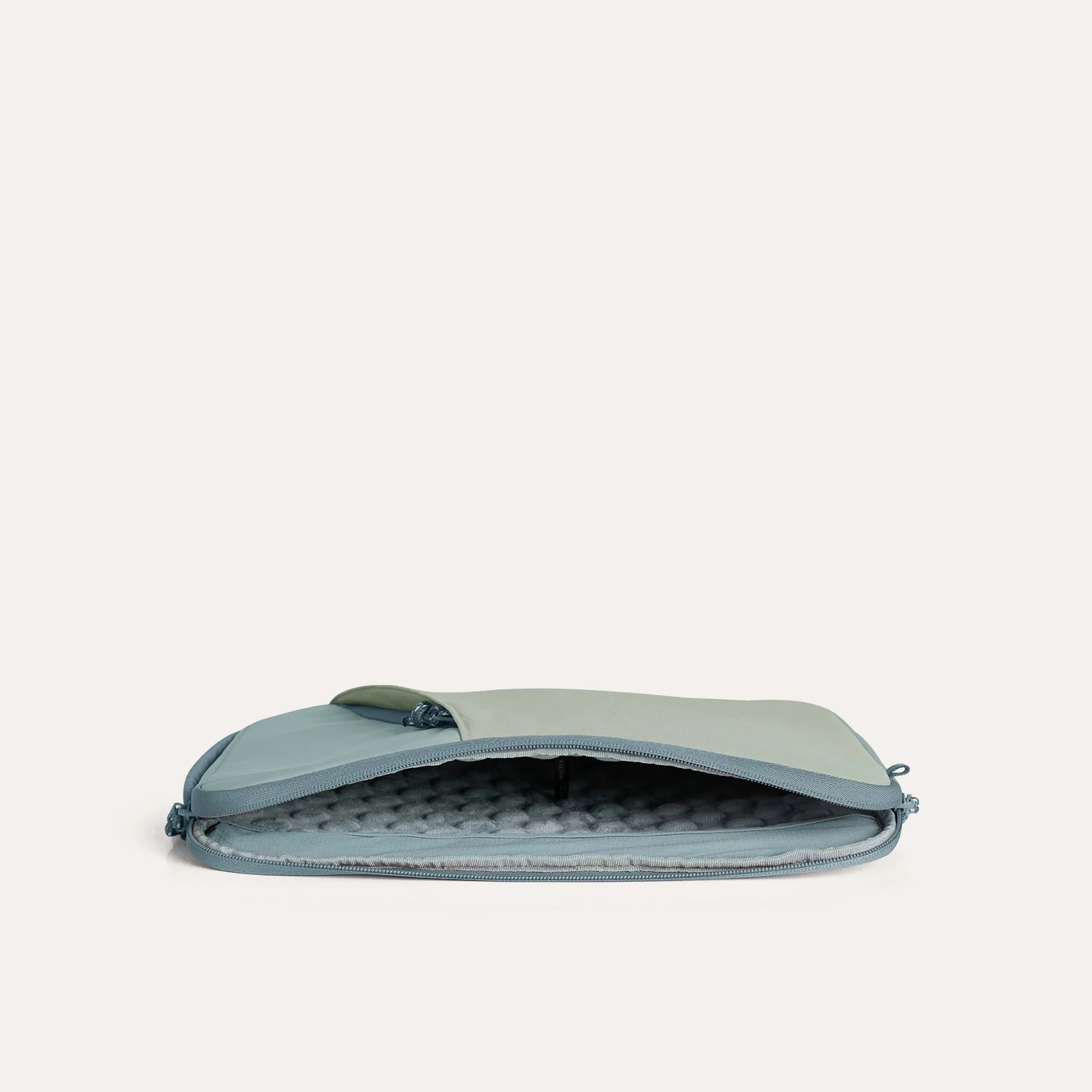Crush 14" Laptop Sleeve - Image 26