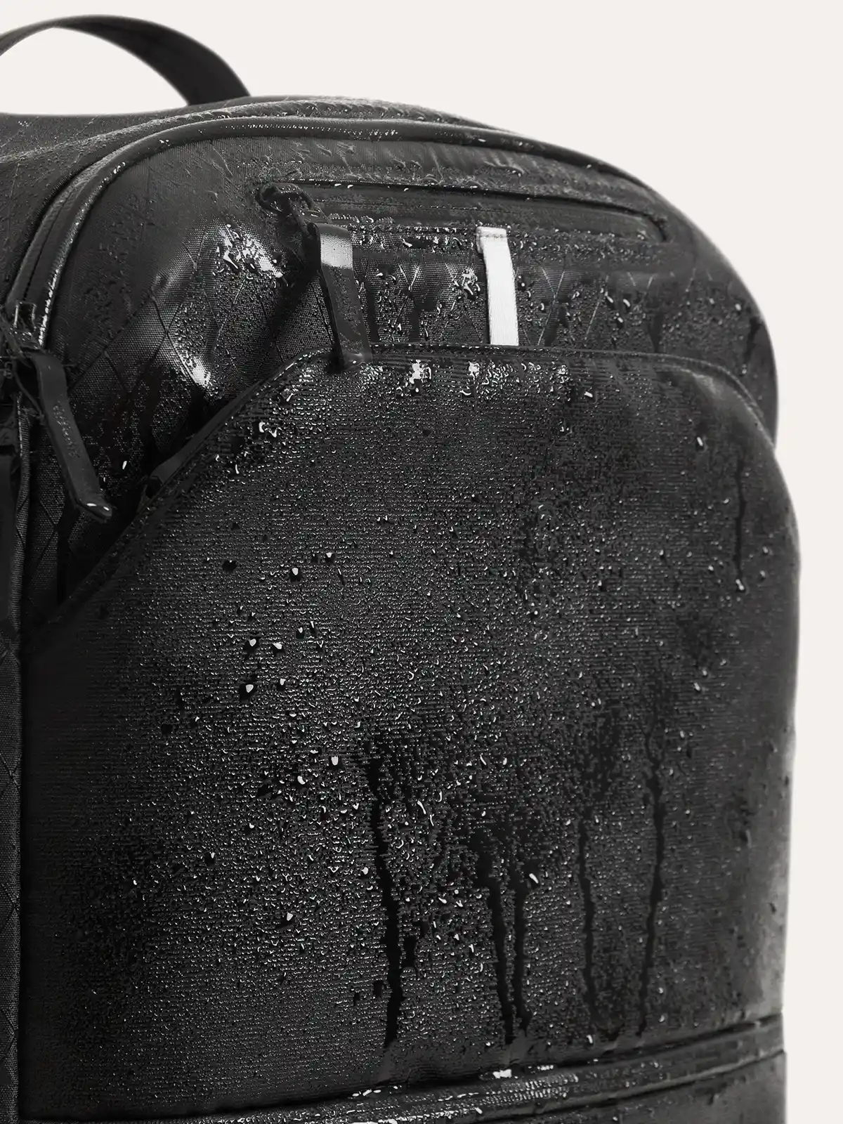 Dense 40L Travel Pack - Image 6