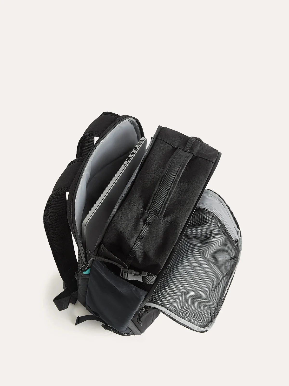 Faro 29L Travel Backpack Set - Image 13