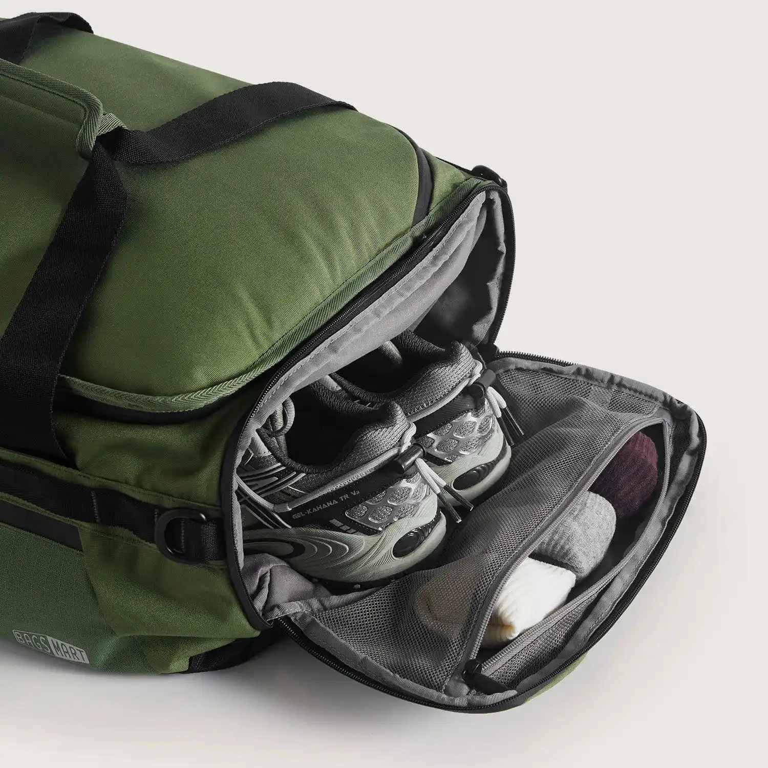 Paz 43L Duffle Backpack - Image 13