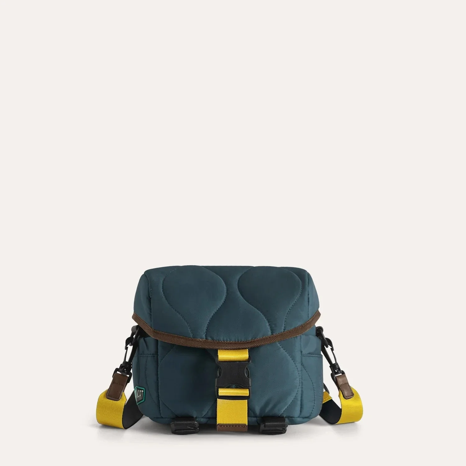Paz 4L Camera Sling - Image 36