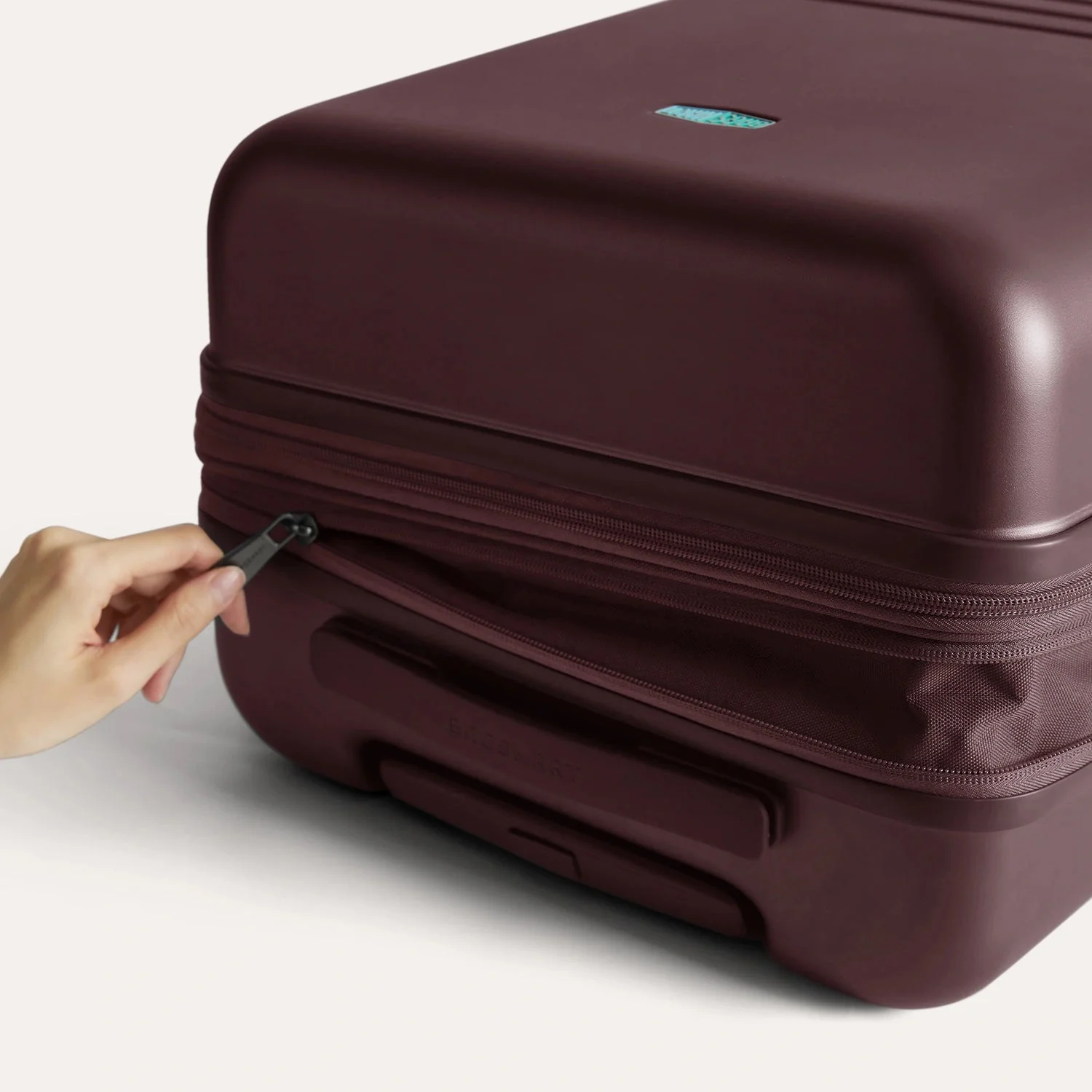 Getaway 20" Carry-On - Image 61