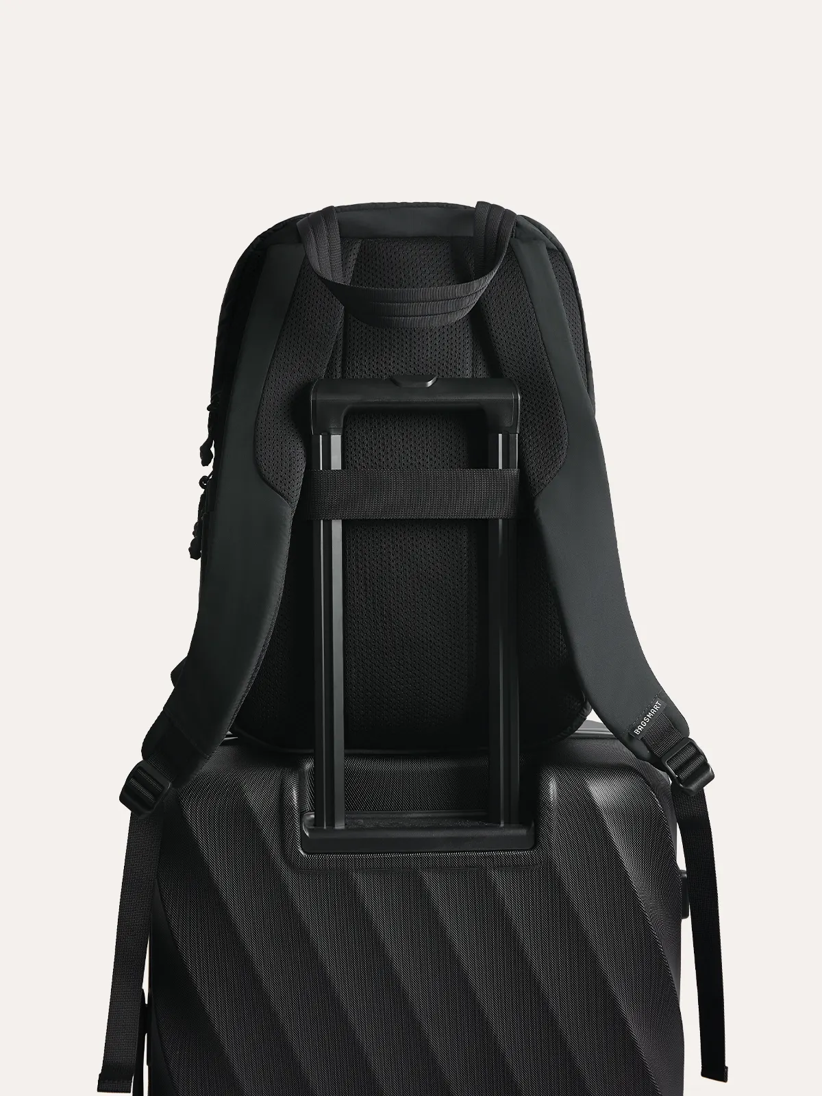 Paz 23L Backpack - Image 15