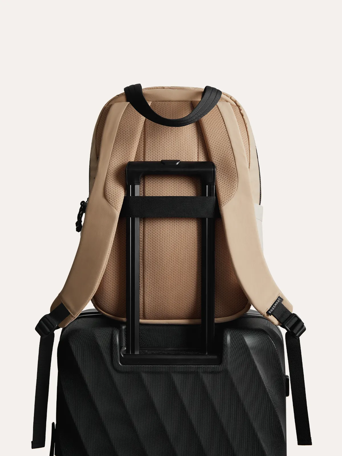 Paz 23L Backpack - Image 9
