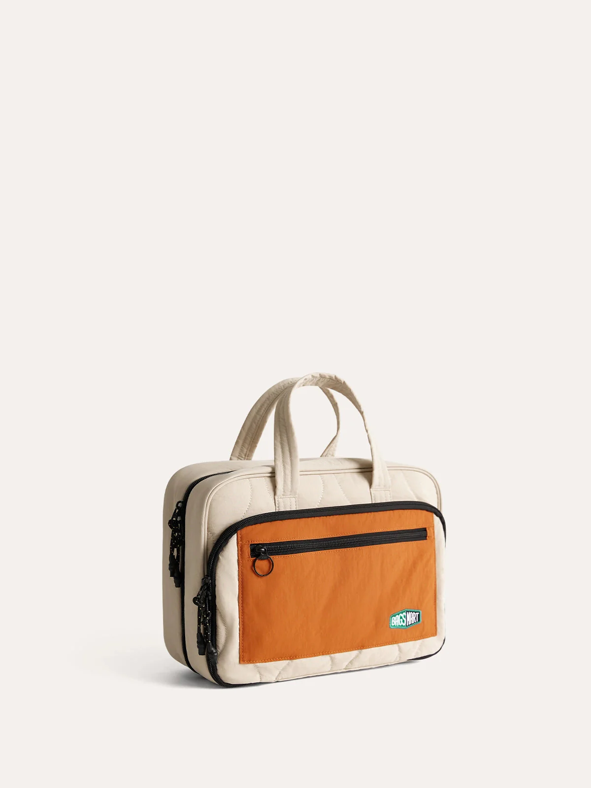 Paz Hanging Toiletry Bag - Image 9