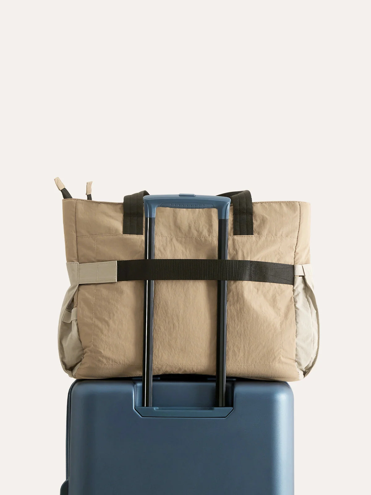 Paz 23L Tote II - Image 10