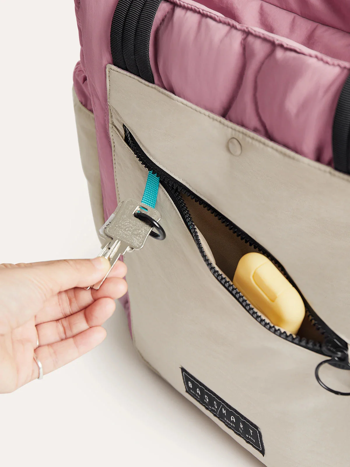 Paz 23L Tote - Image 11