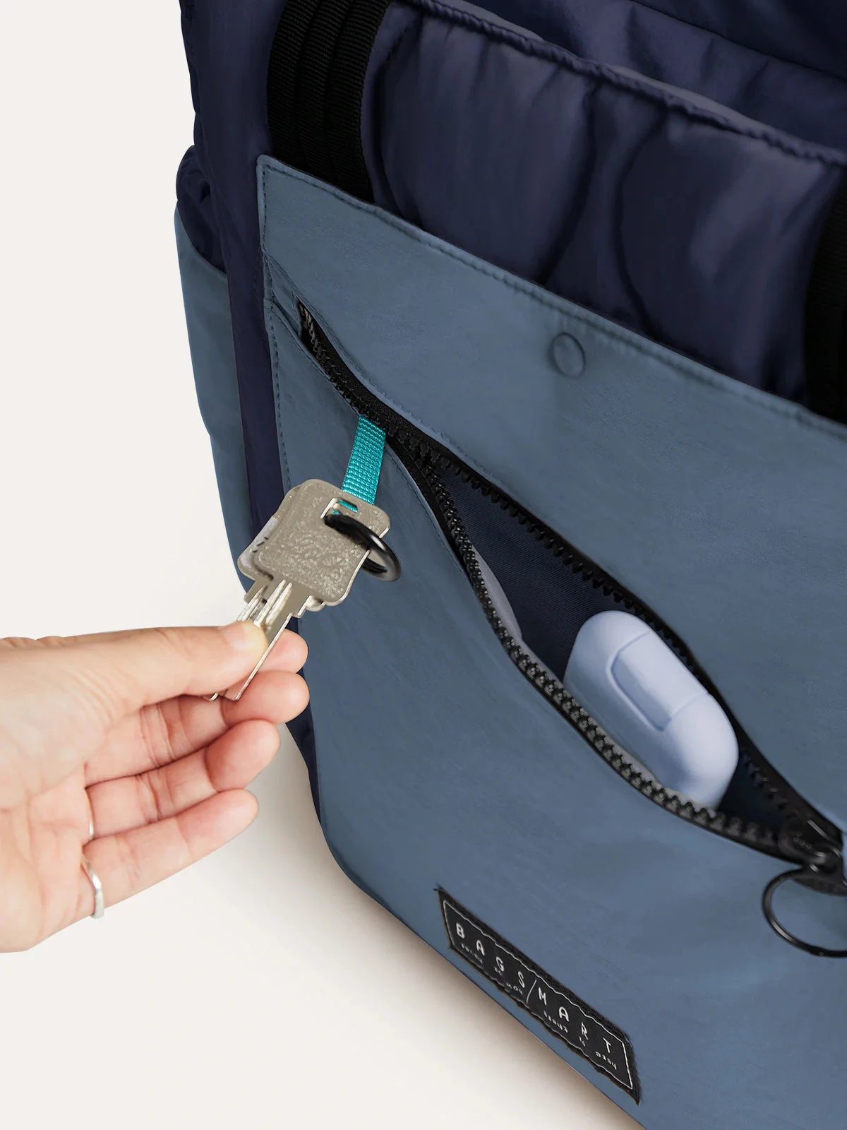Paz 23L Tote - Image 35