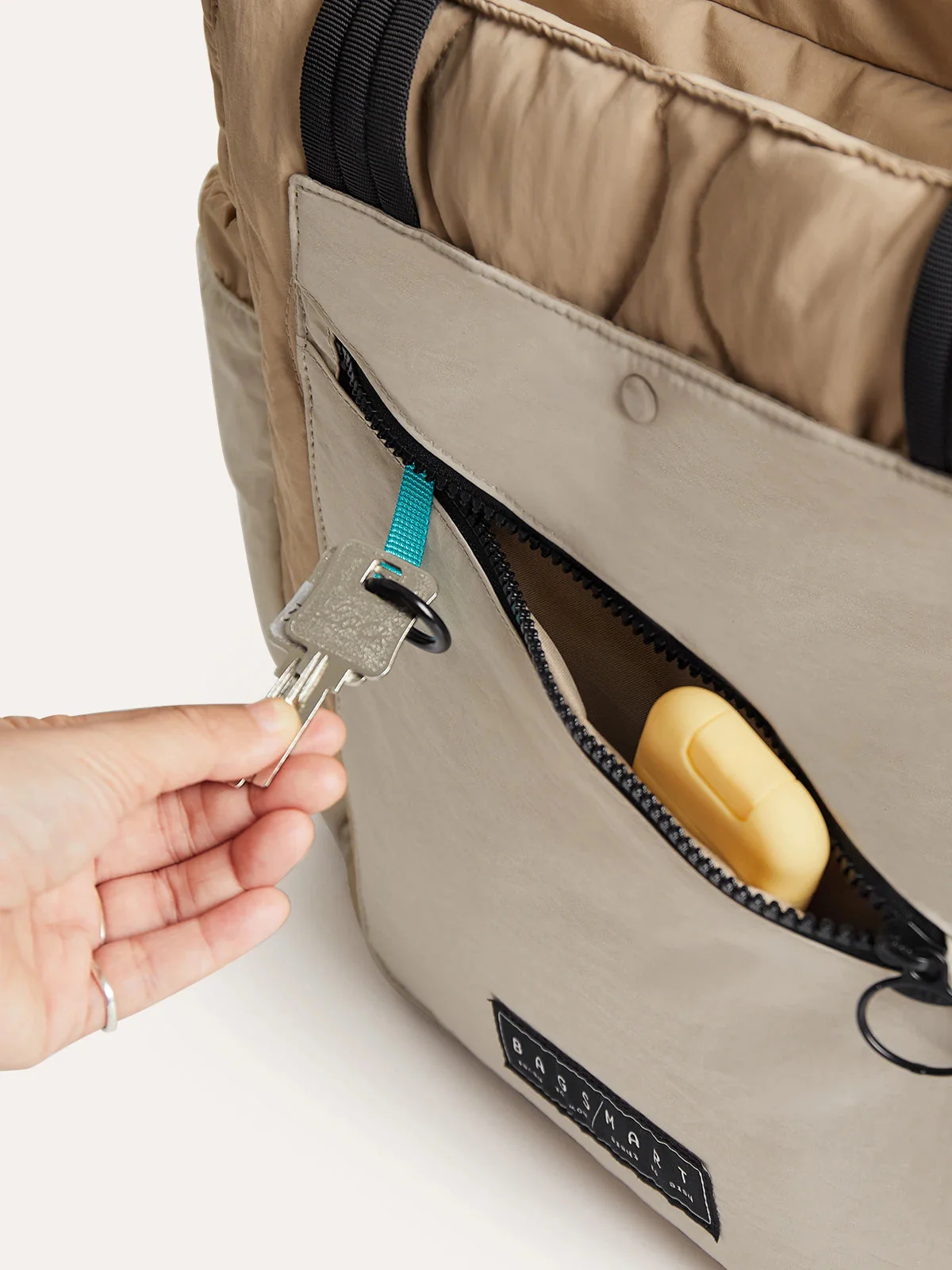 Paz 23L Tote - Image 41