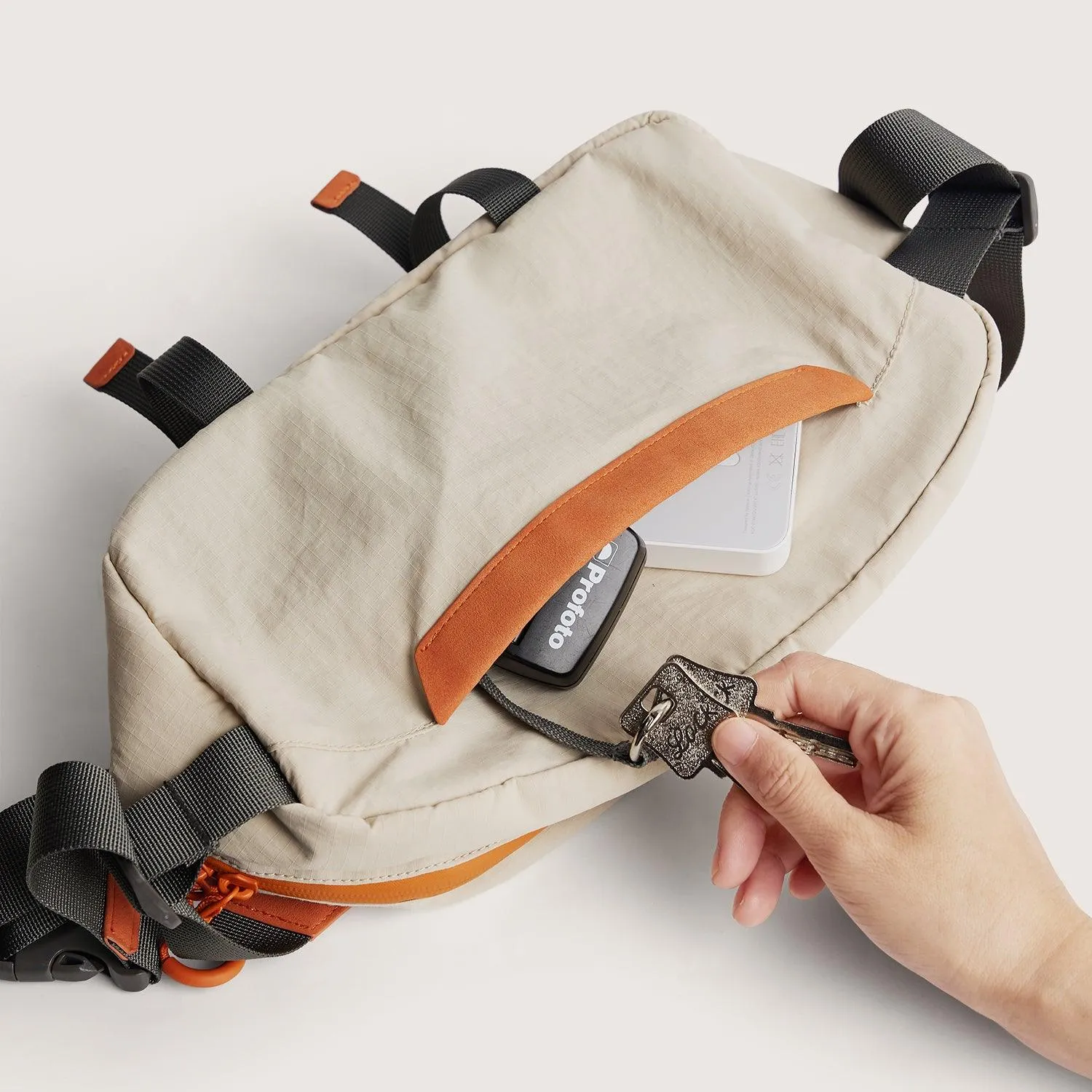 Soar 6L Camera Sling - Image 11