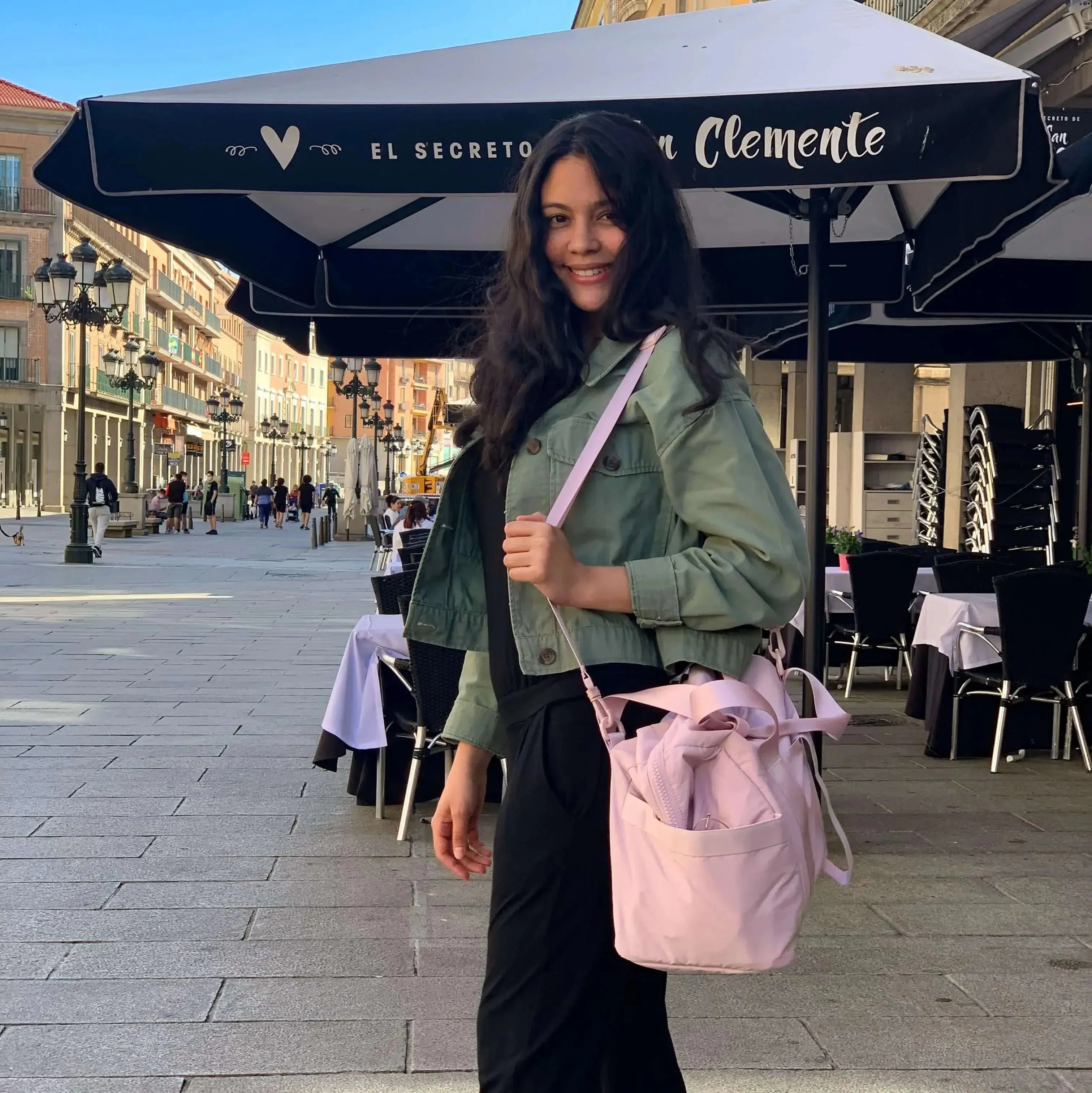 Zoraesque Duffel - Image 18