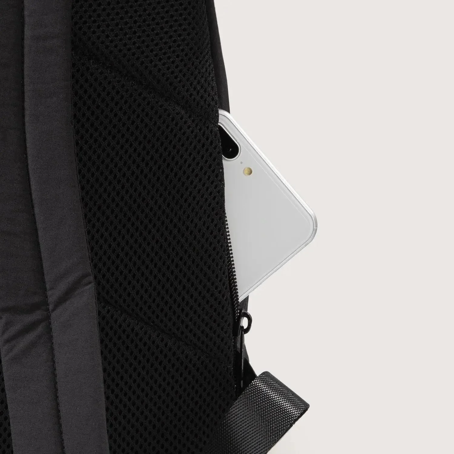 Zoraesque 14L Featherlight 13.3 Inch Backpack - Image 23