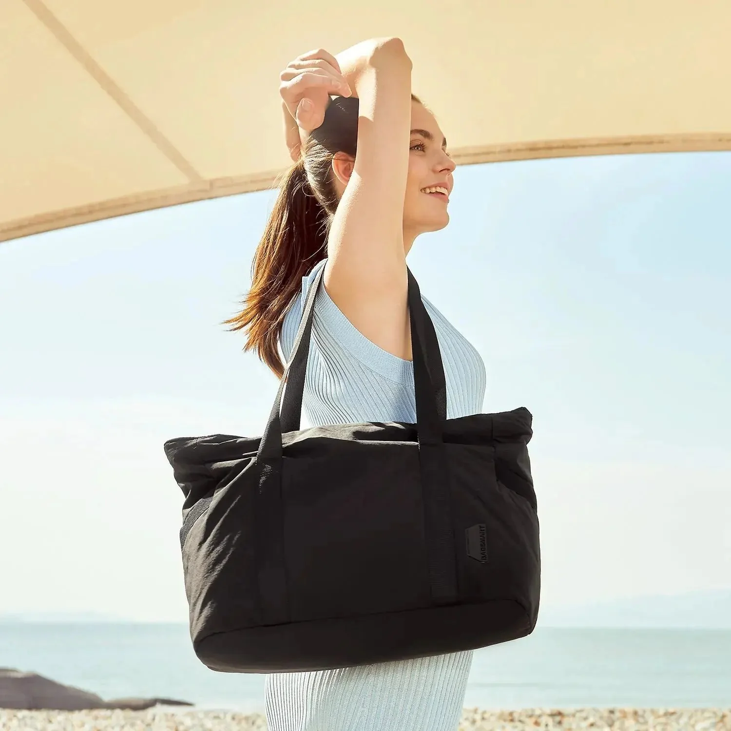 Zoraesque 18L-20L Tote - Image 17