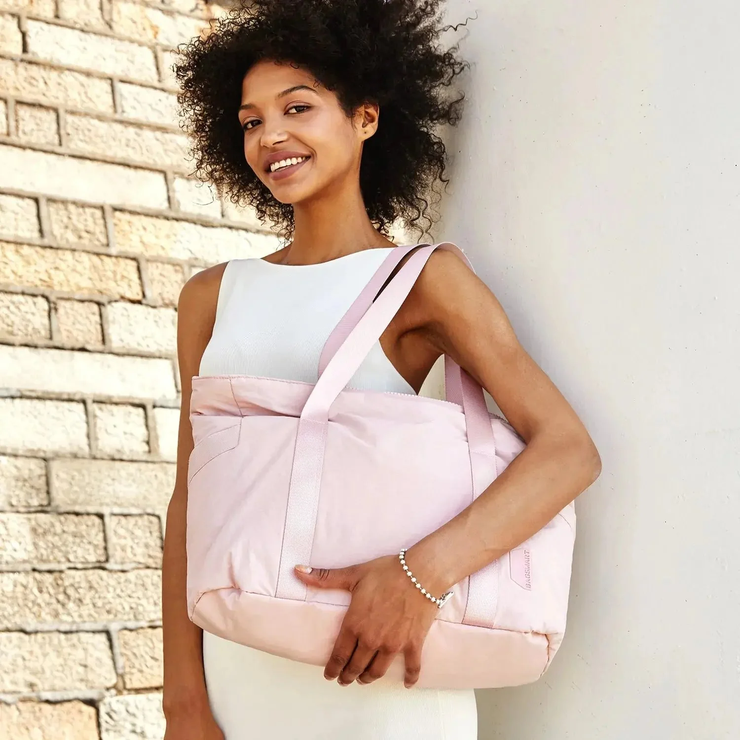 Zoraesque 18L-20L Tote - Image 9